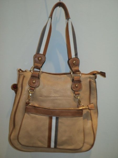 Bolsa Cod : B06
